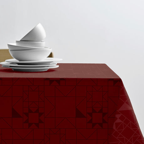 Södahl Star Damask Weihnachtstischdecke Rot auf dem Tisch mit elegantem Gedeck 140x270