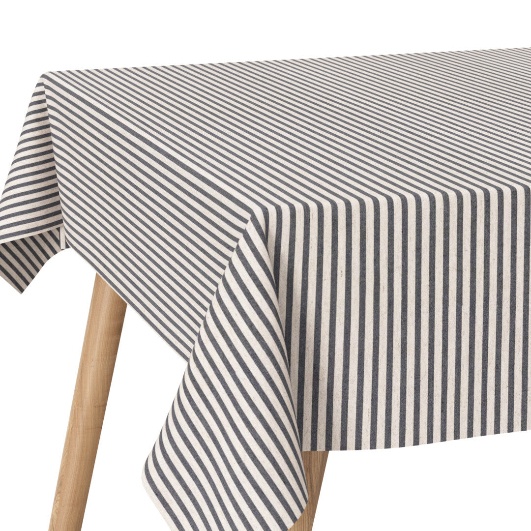 Stimmungsbild mit Querstreifen Grau, abwaschbare Tischdecke in Blau und Offwhite