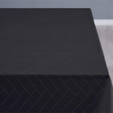 Södahl Tiles Ash dunkelgraue, klassisch damastgewebte abwaschbare Tischdecke mit rutschfester Unterseite