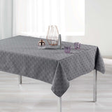 Tokio Jacquard Anthrazit 140x250 cm – fleckabweisende Damast Tischdecke, Ambienteaufnahme