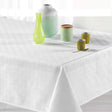 Tokio Jacquard Weiß 140x250 cm – fleckabweisende Damast Tischdecke, Nahaufnahme