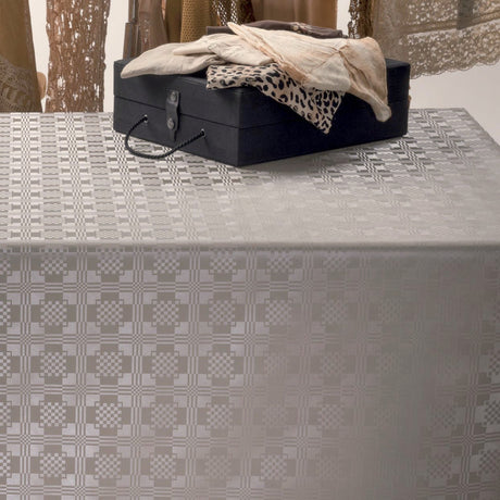 Damast Carre Classic Taupe, damastgeprägte Wachstuch Tischdecke